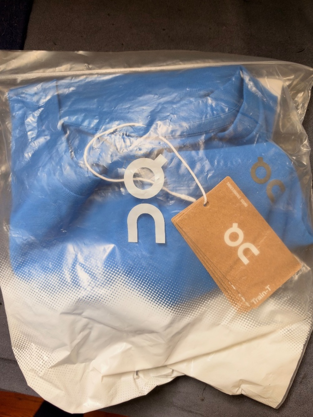 ON Running men shirt